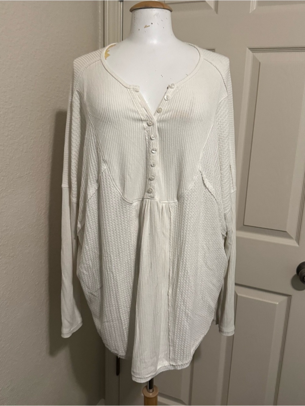 Free People Leo Henley  Off White Knit Long Sleeve Oversized Top Boho